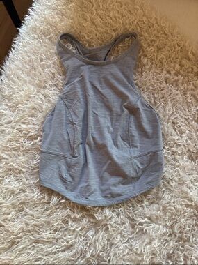 Lululemon size 4 Women’s gray Racerback Active Tank Top. Mint condition